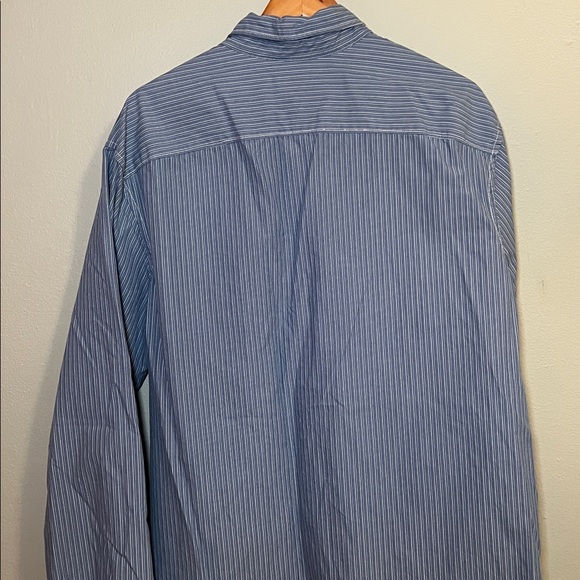 Eddie Bauer Men's Blue Striped Shirt - Picture 3 of 3